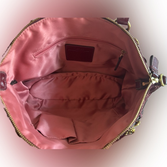 COACH “Madison” burgundy bag! - Picture 9 of 14
